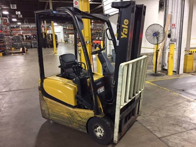 2013 ELECTRICO YALE ERP030VTN36TE082 ELECTRICA 3 RUEDAS